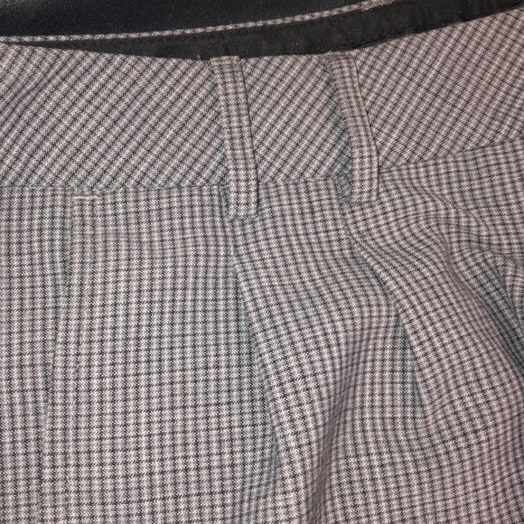 Express Design Studio Editor Shorts - Picture 7 of 7